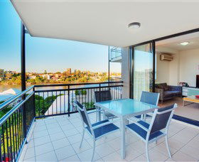 The Docks On Goodwin - Caravan Park Accommodation 1