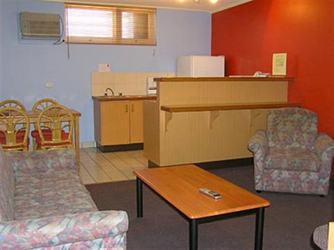 Annerley Motor Inn - Tourism Listing 2