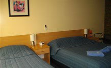 Benjamin Singleton Motel - Singleton - Victoria Tourism 3