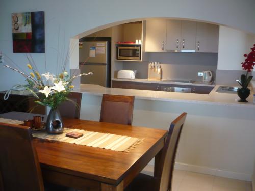 Coral Towers Holiday Suites