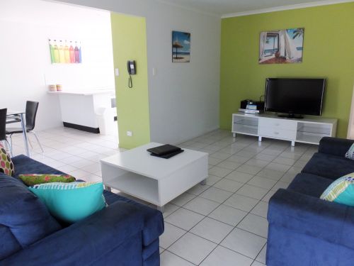 The Shores Holiday Apartments