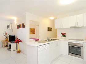 Port Douglas Outrigger Holiday Apartments Logo and Images