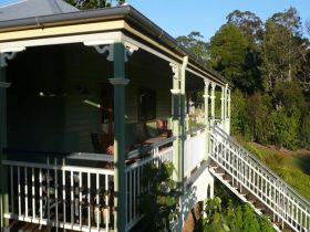 The Sanctuary Springbrook. Guest House / Cottage - Caravan Park Accommodation 0