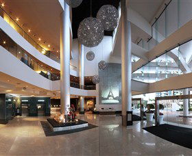 Sofitel Gold Coast Broadbeach - Caravan Park Accommodation 3