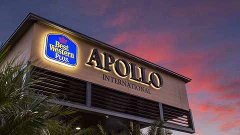 BEST WESTERN PLUS Apollo International Hotel - Caravan Park Accommodation 11