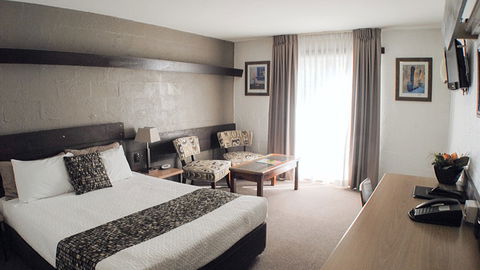 BEST WESTERN Airport Hacienda Motel - Tourism Bookings WA 1