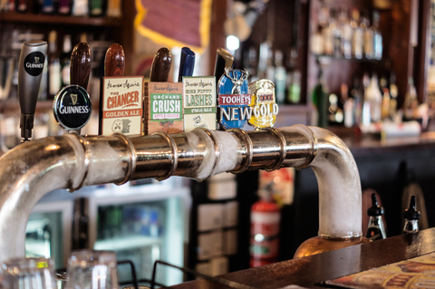 Molly Malones Irish Pub - Caravan Park Accommodation 3