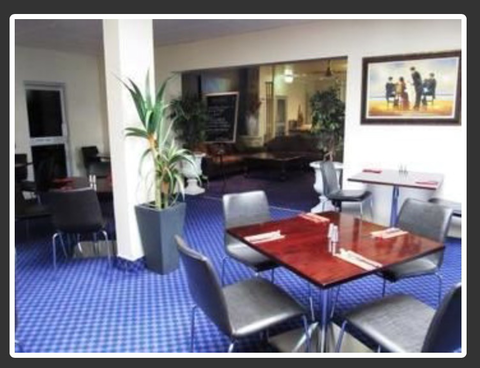 Sun Palms Motel - Caravan Park Accommodation 5