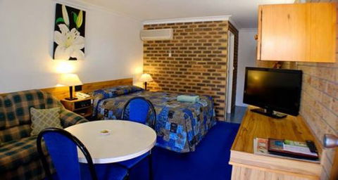 Settlers Motor Inn - Tourism Listing 19