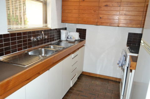 Cottesloe Beach Chalets - Tourism Listing 3