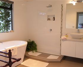 Huon Valley Eco Wilderness Retreat - Caravan Park Accommodation 3