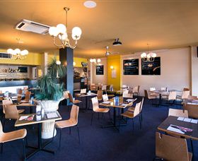 Black Buffalo Hotel - Car Rental 2