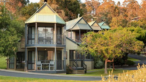 Edgewater Terraces At Metung - Caravan Park Accommodation 1