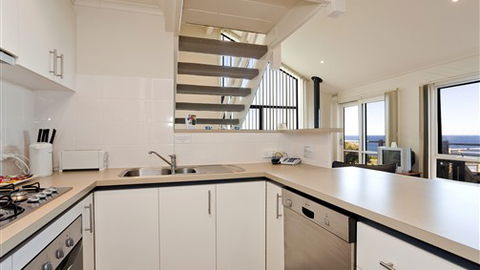 A Great Ocean Road Resort Whitecrest - Victoria Tourism 2