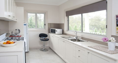 Highfields Country Cottages - Caravan Park Accommodation 2