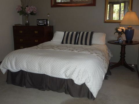 Apartments On-The-Park: The Studio - Tourism Listing 9