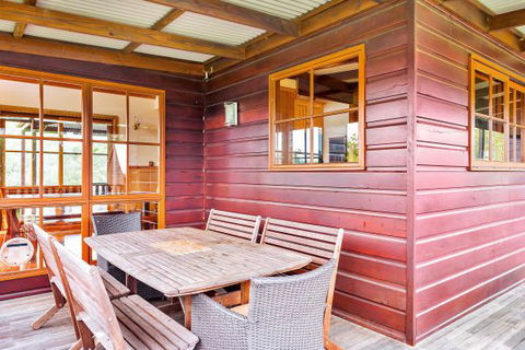 Elderslie House - Caravan Park Accommodation 9