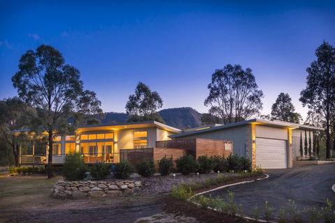 Elderslie House - Caravan Park Accommodation 136