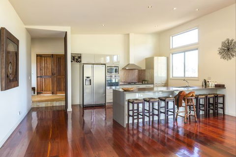 Elderslie House - Caravan Park Accommodation 138