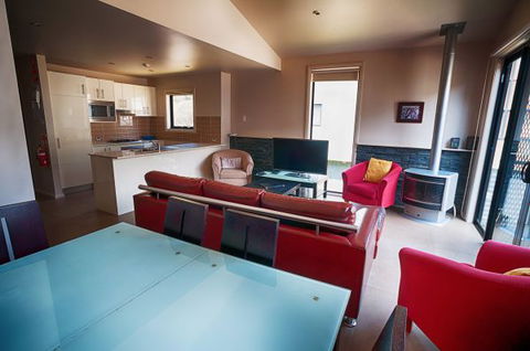 Oberdere Three - Caravan Park Accommodation 40