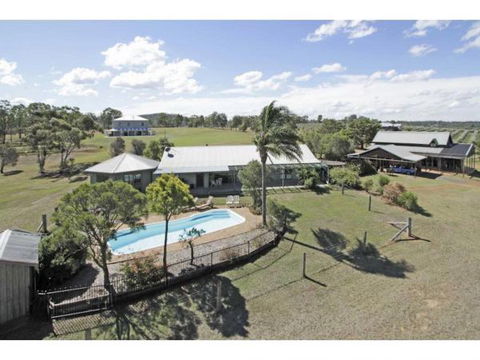 Elderslie House - Caravan Park Accommodation 49