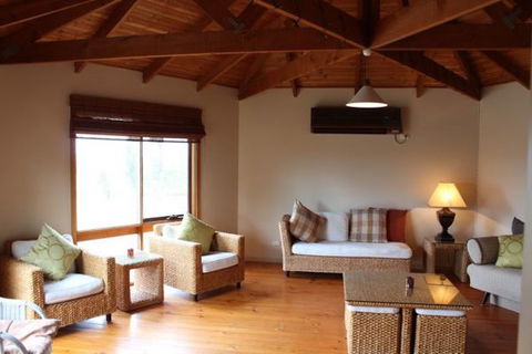 Elderslie House - Caravan Park Accommodation 52