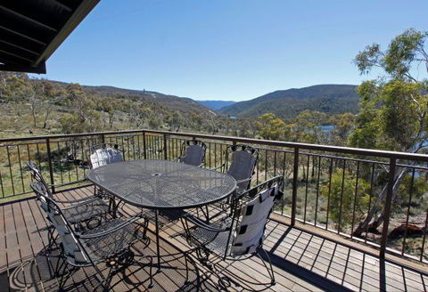 Creel Lodge - Victoria Tourism 23