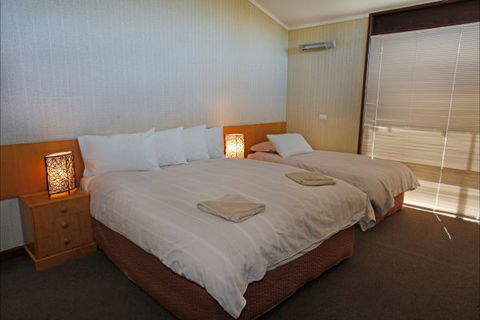 Creel Lodge - Victoria Tourism 28