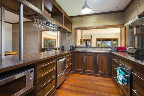 Elderslie House - Caravan Park Accommodation 99