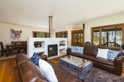 Elderslie House - Caravan Park Accommodation 101