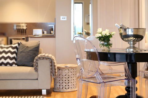 Elderslie House - Caravan Park Accommodation 147