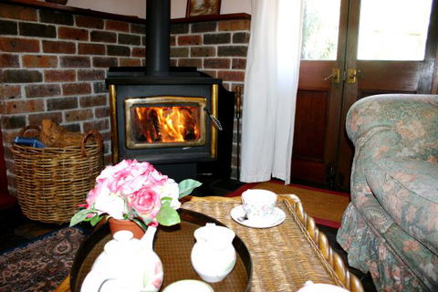 Hampden Cottage Accommodation Kangaroo Valley - Victoria Tourism 8