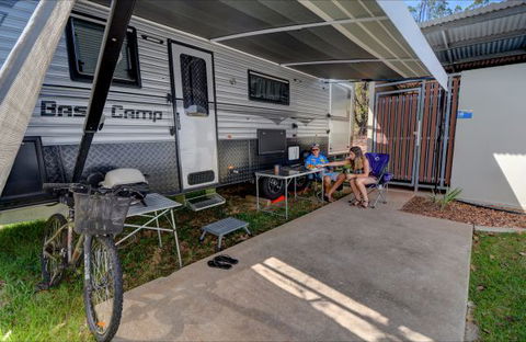Hidden Valley Holiday Park - Caravan Park Accommodation 5