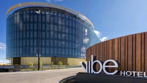Vibe Hotel Canberra - Caravan Park Accommodation 0