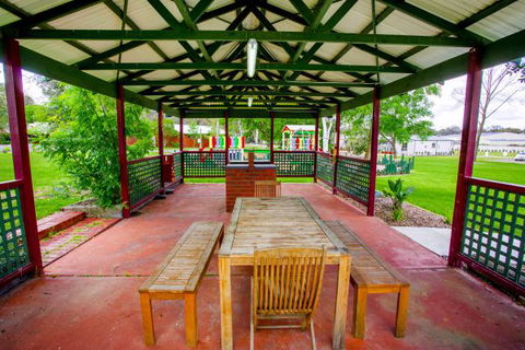Ingenia Holidays Albury - Caravan Park Accommodation 4
