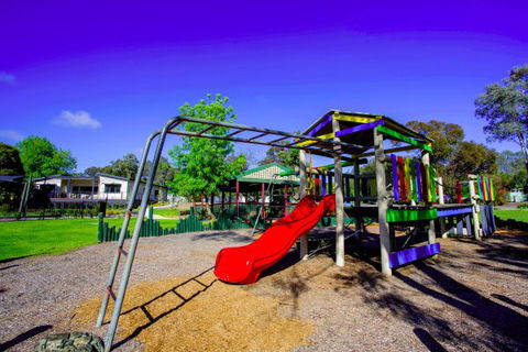 Ingenia Holidays Albury - Caravan Park Accommodation 5