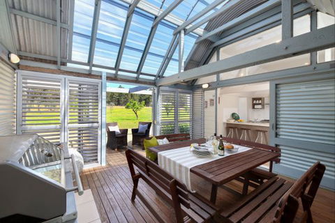 Elderslie House - Caravan Park Accommodation 41