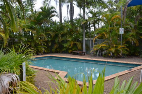 Leisure Tourist Park - Caravan Park Accommodation 3