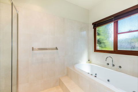 Elderslie House - Caravan Park Accommodation 85