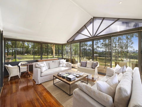 Elderslie House - Caravan Park Accommodation 0