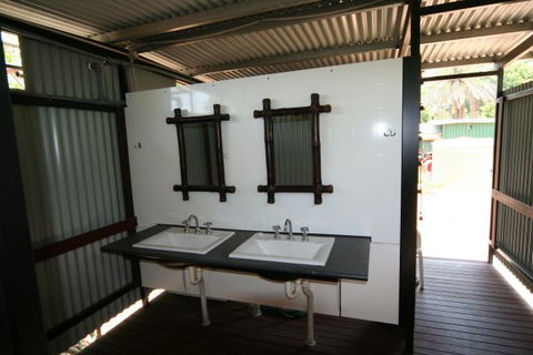 Mount Nancar Wilderness Retreat - Caravan Park Accommodation 8