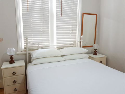 Newcastle Terraces And Apartments - Harbourside Apartment - Caravan Park Accommodation 6