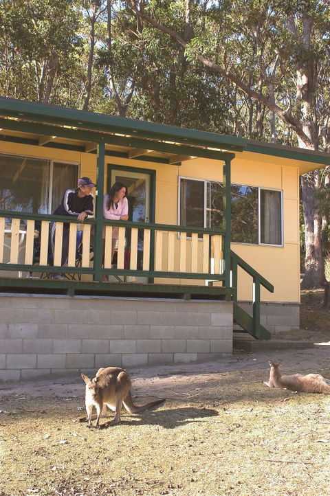 Creel Lodge - Victoria Tourism 11