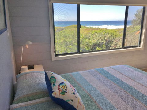 Surfside On Mollymook Beach - Tourism Listing 6