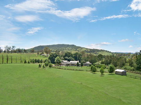 Elderslie House - Caravan Park Accommodation 31