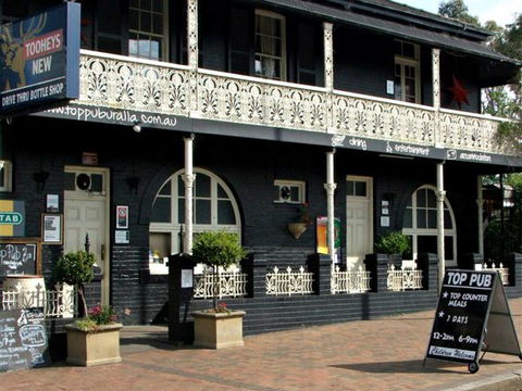 Top Pub - Caravan Park Accommodation 1
