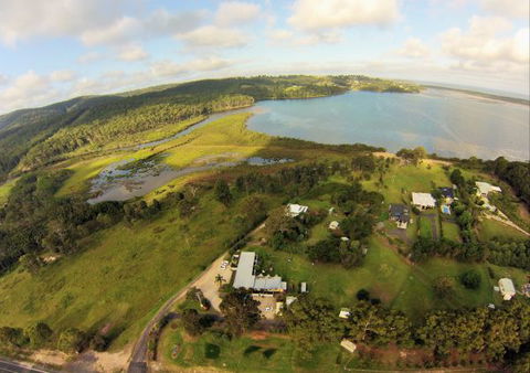 Top Of The Lake Holiday Units - Caravan Park Accommodation 3