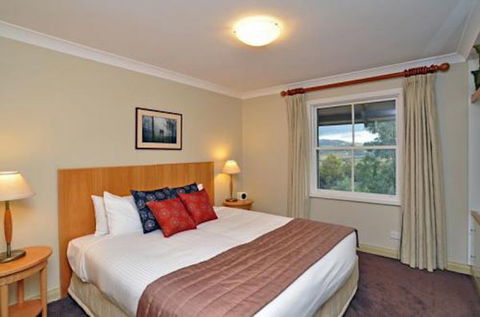 Elderslie House - Caravan Park Accommodation 18
