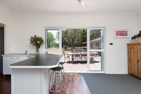 Elderslie House - Caravan Park Accommodation 110