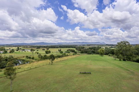 Vineyard Hill Resort - Caravan Park Accommodation 2